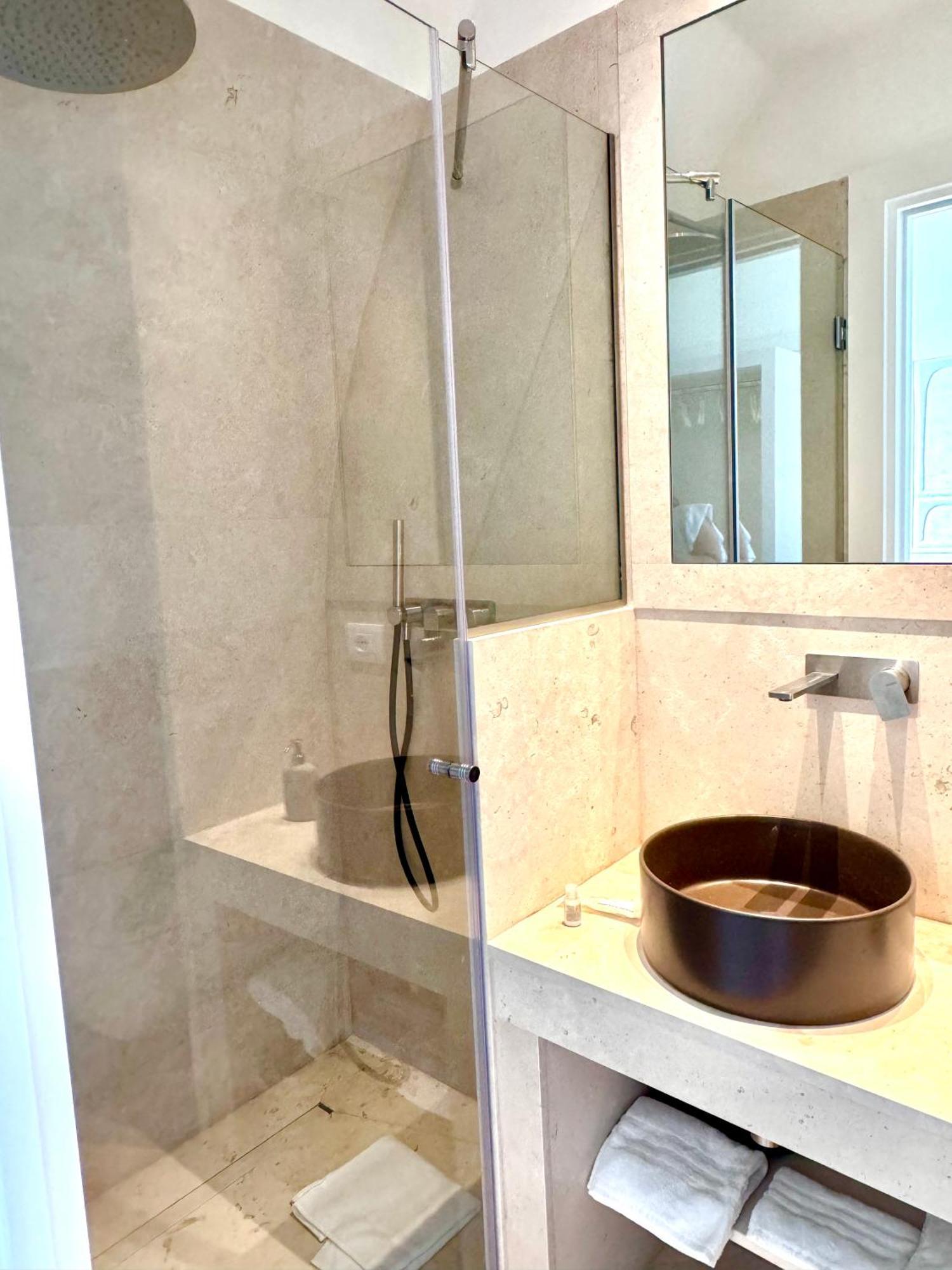 Diff'Rent Souls Rooms - Luxury Accomodation Соренто Екстериор снимка